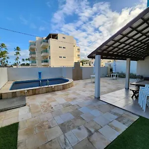 https://mahalo-beach-residence.portodegalinhashotels.com